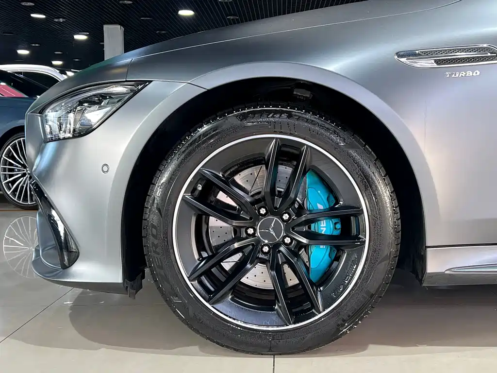 MERCEDES-BENZ AMG GT