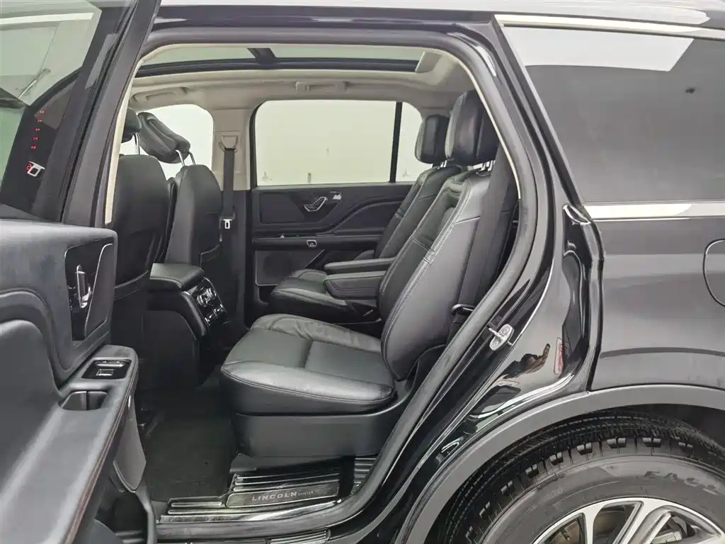 Lincoln Aviator — фотографии объявления, Фото 15
