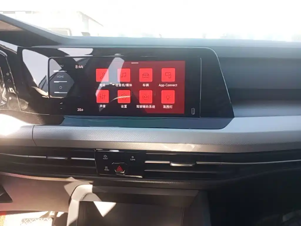 Volkswagen Golf — миниатюра 13