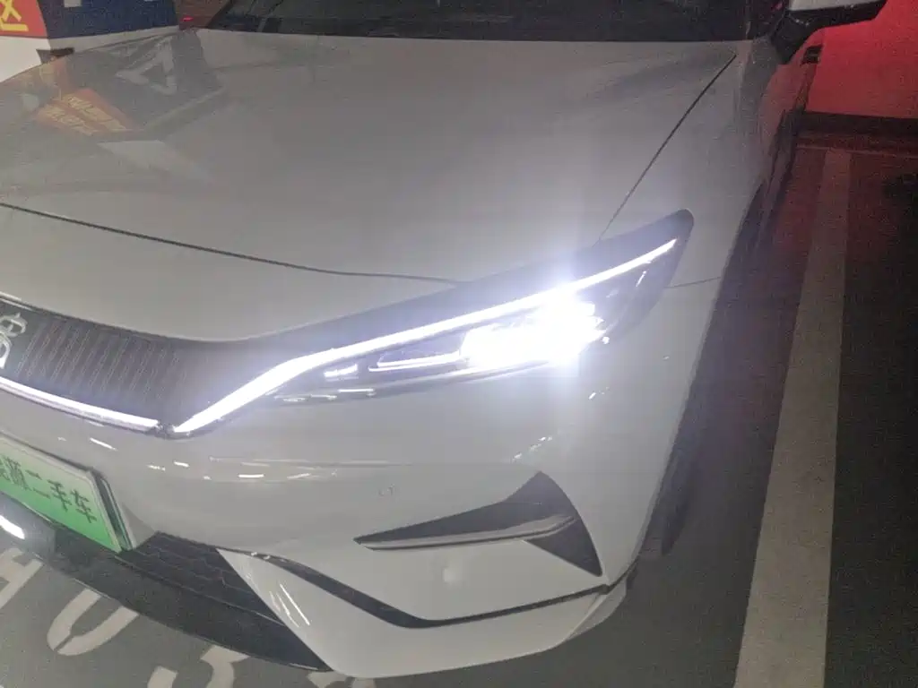 BYD L EV — миниатюра 24