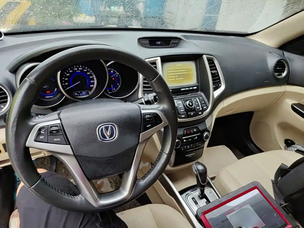 Changan Eado — миниатюра 10