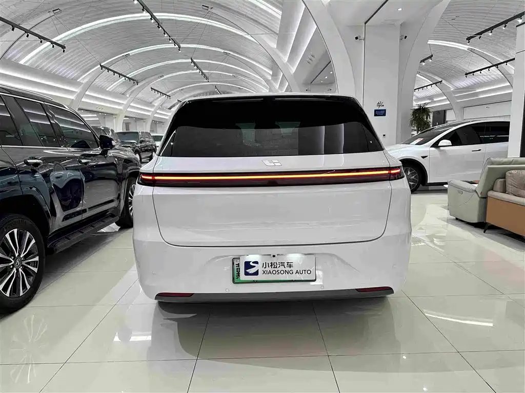 Li Auto L6 2024 Pro