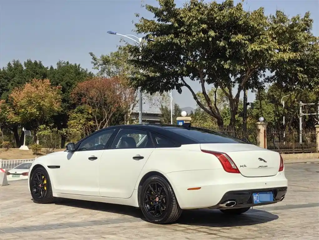 Jaguar XJ 2016 XJL 2.0T Elegant