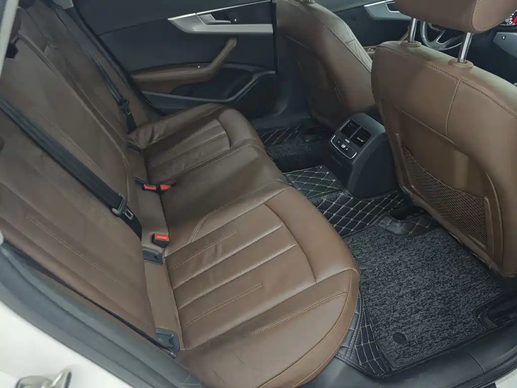 Audi A4L 2018 30 40 TFSI Fashion