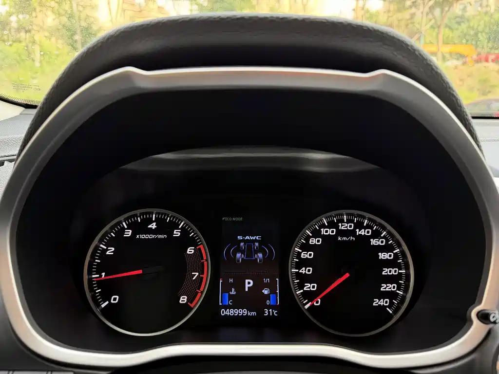 Mitsubishi Eclipse Cross — миниатюра 9