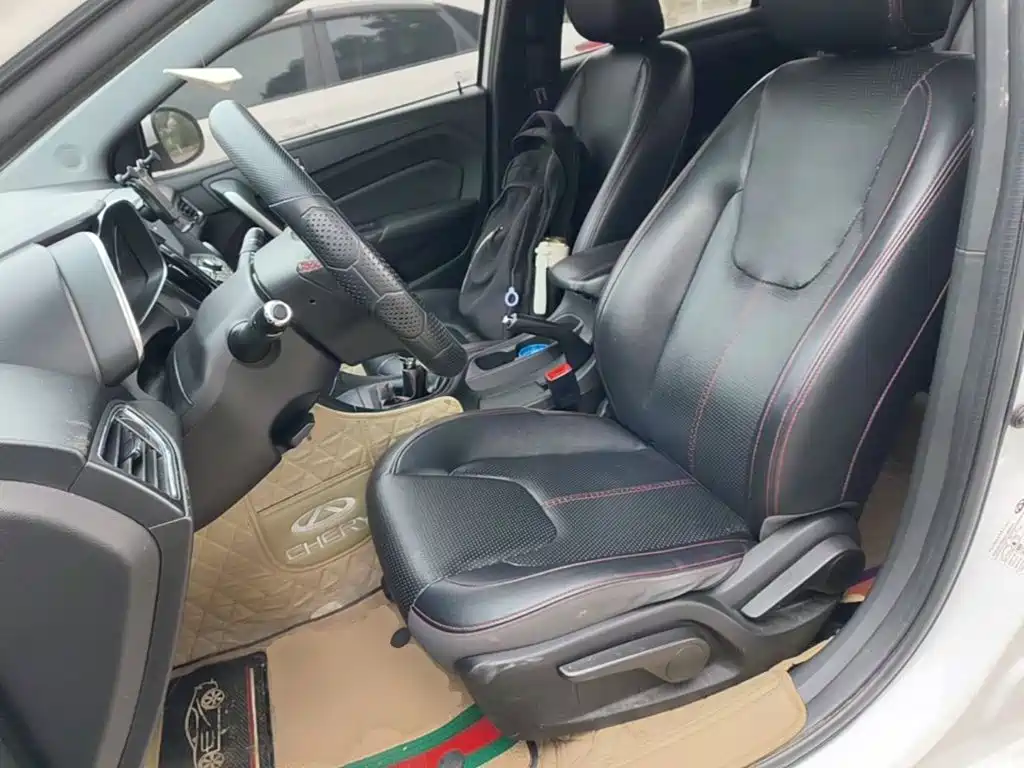 Chery Arrizo 5 — миниатюра 15
