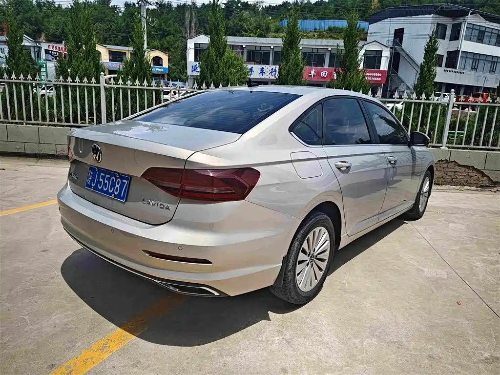 Volkswagen Lavida 2021 1.5L AT Comfort