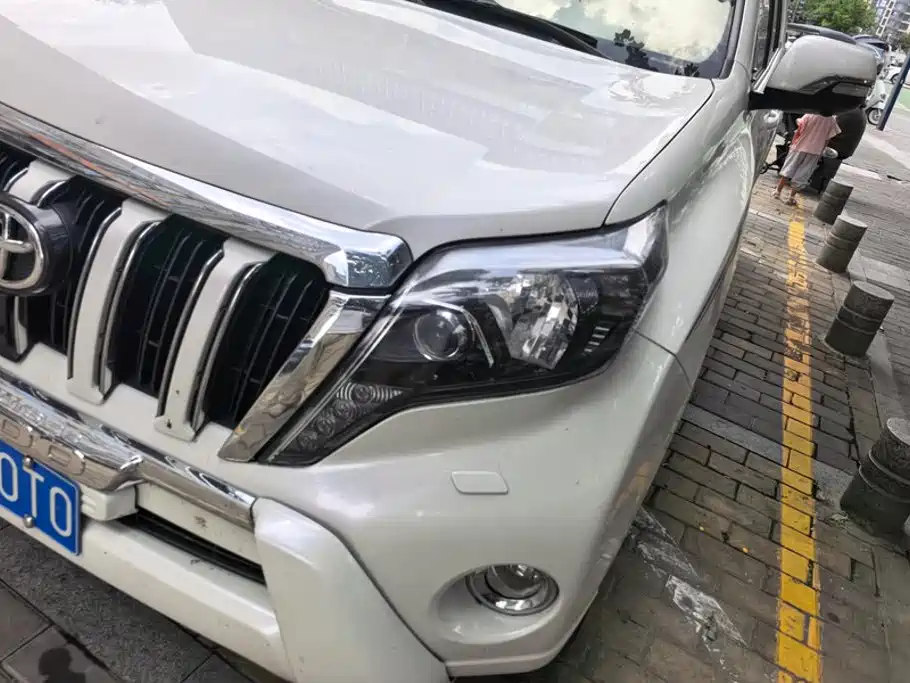 Toyota Prado (Import) — миниатюра 5