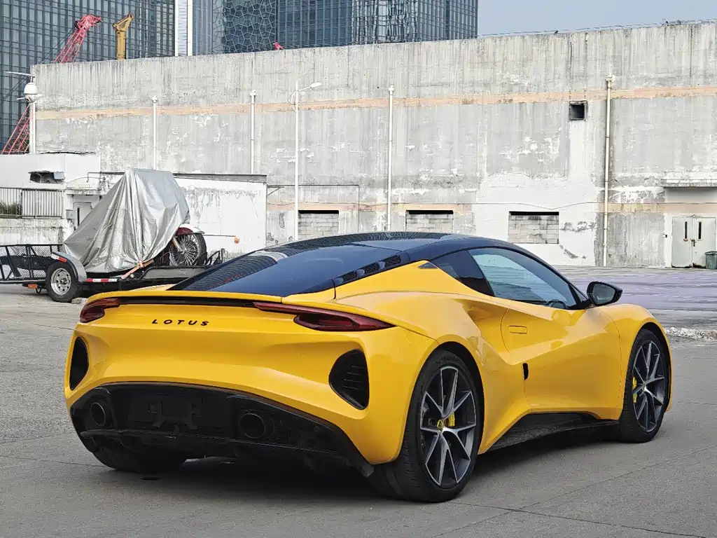 LOTUS SPORTS CAR EMIRA