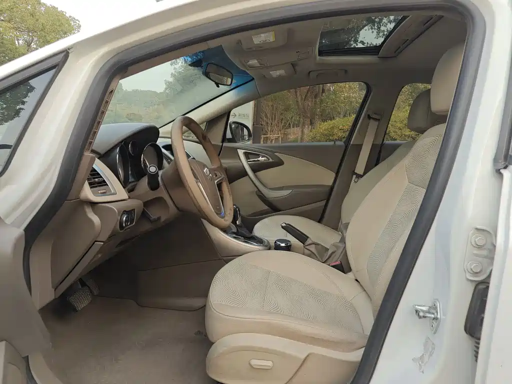 Buick Excelle 2013 GT 1.6L AT Fashion