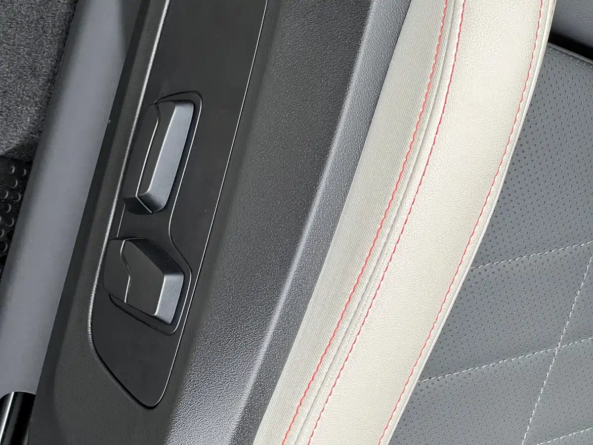 BMW X2 (imported) id 4538966 из Китая 11