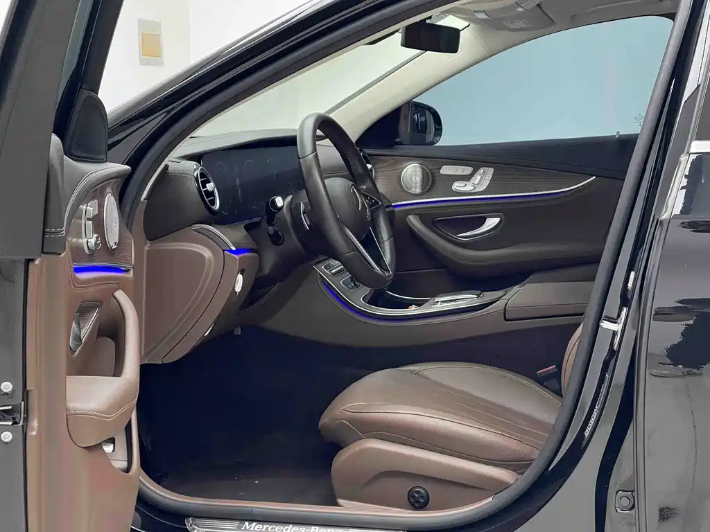 Mercedes-Benz E-Class E 2023 E 300 L Luxury