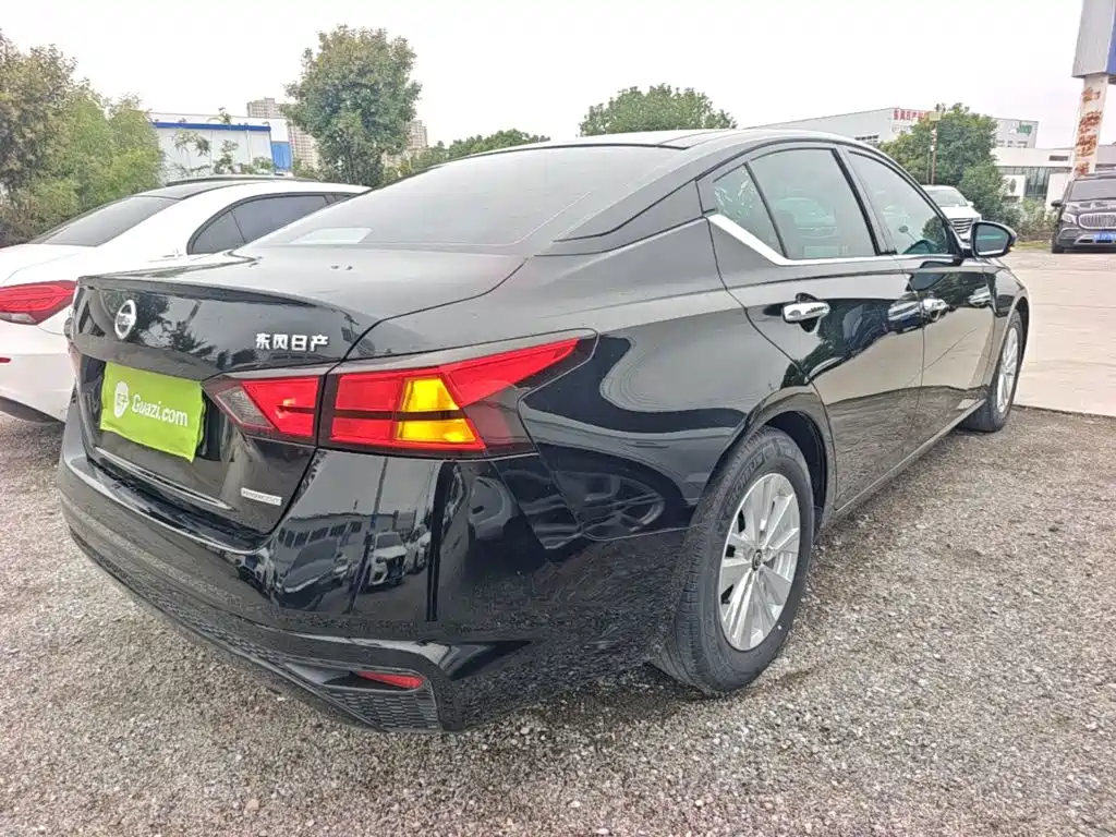 Nissan Teana — миниатюра 7