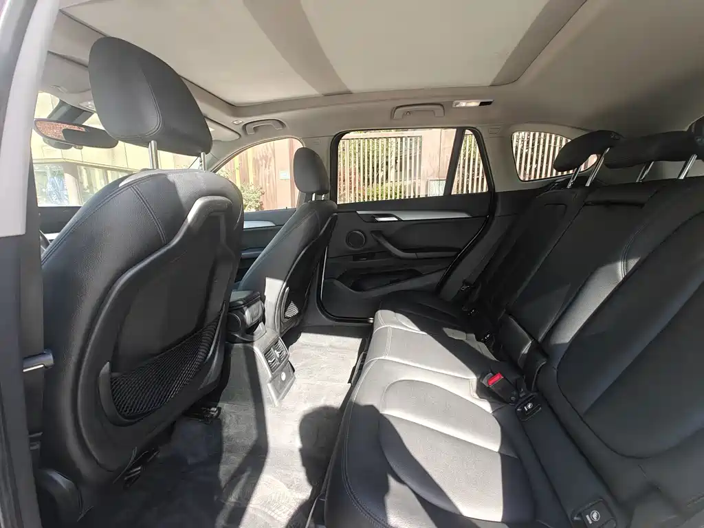 BMW X1 — миниатюра 9