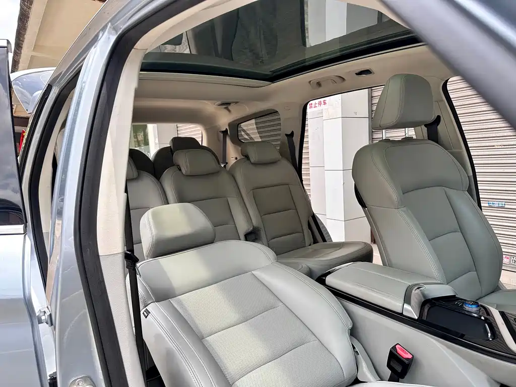 Geely Jia Ji New Energy — миниатюра 12