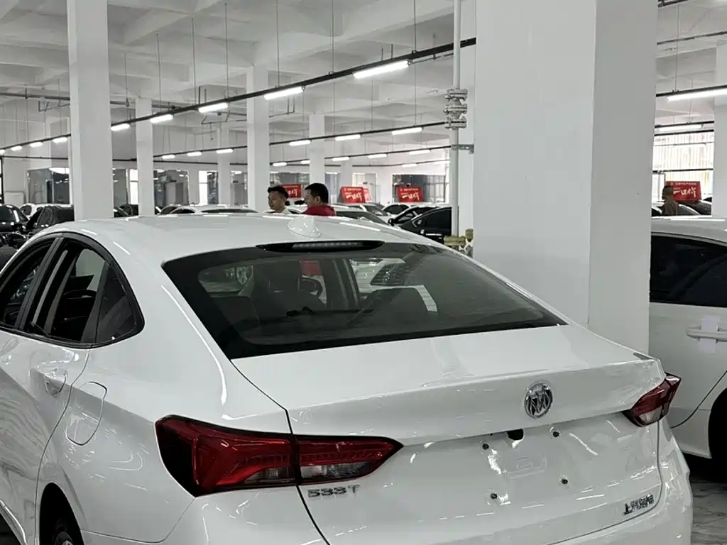 Buick Verano — миниатюра 6
