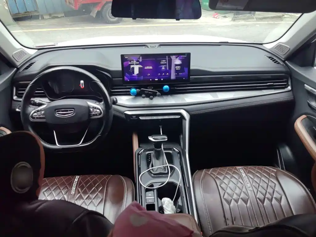 Geely Vision X6 — миниатюра 13