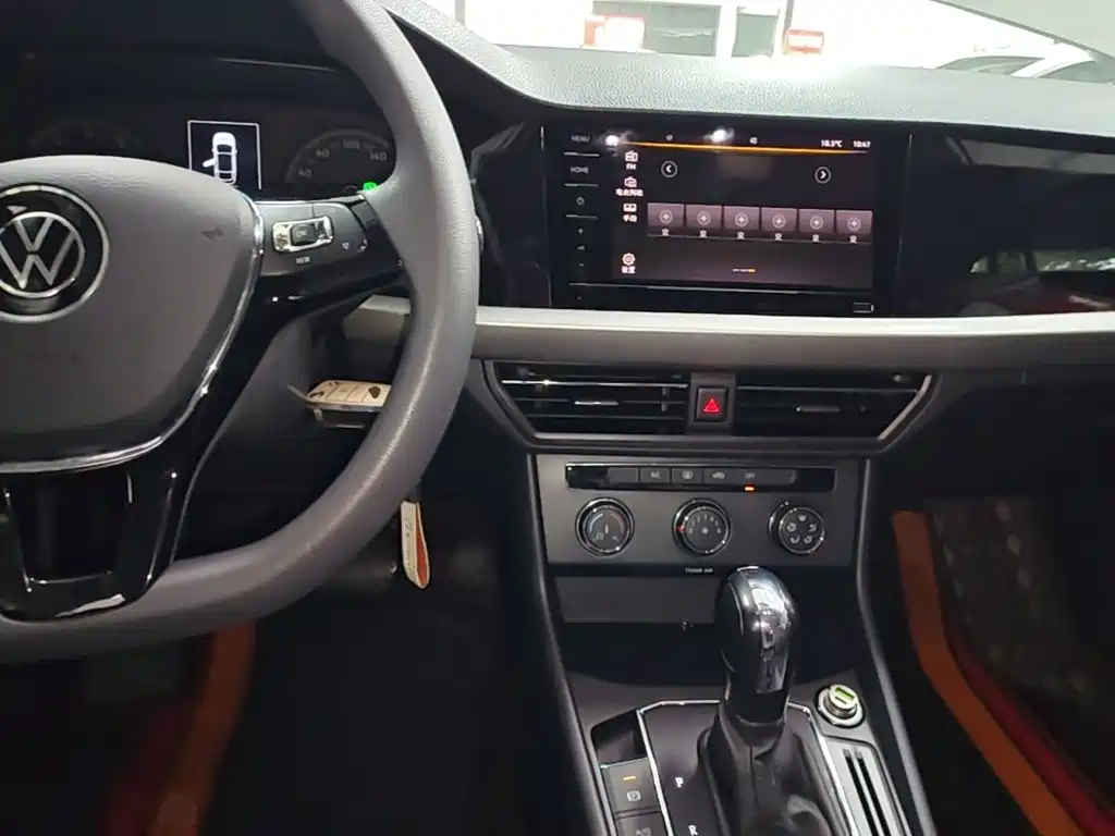 Volkswagen Lavida — миниатюра 10