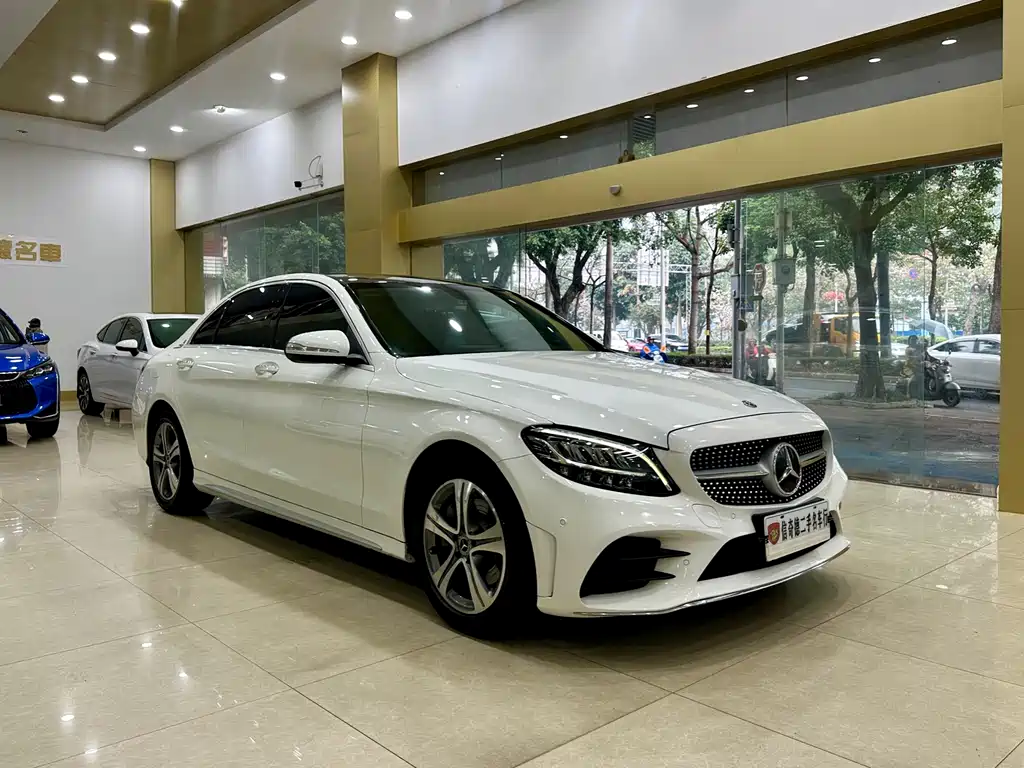 MERCEDES-BENZ C CLASS