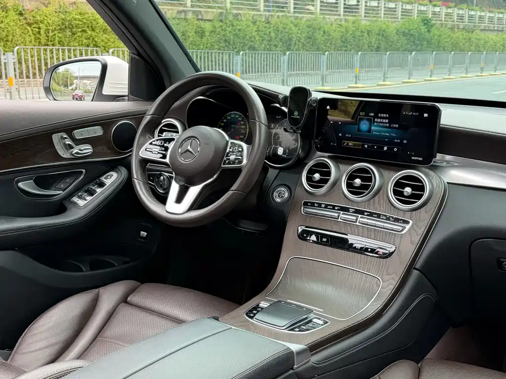 Mercedes-Benz GLC 2020 GLC 300 L 4MATIC