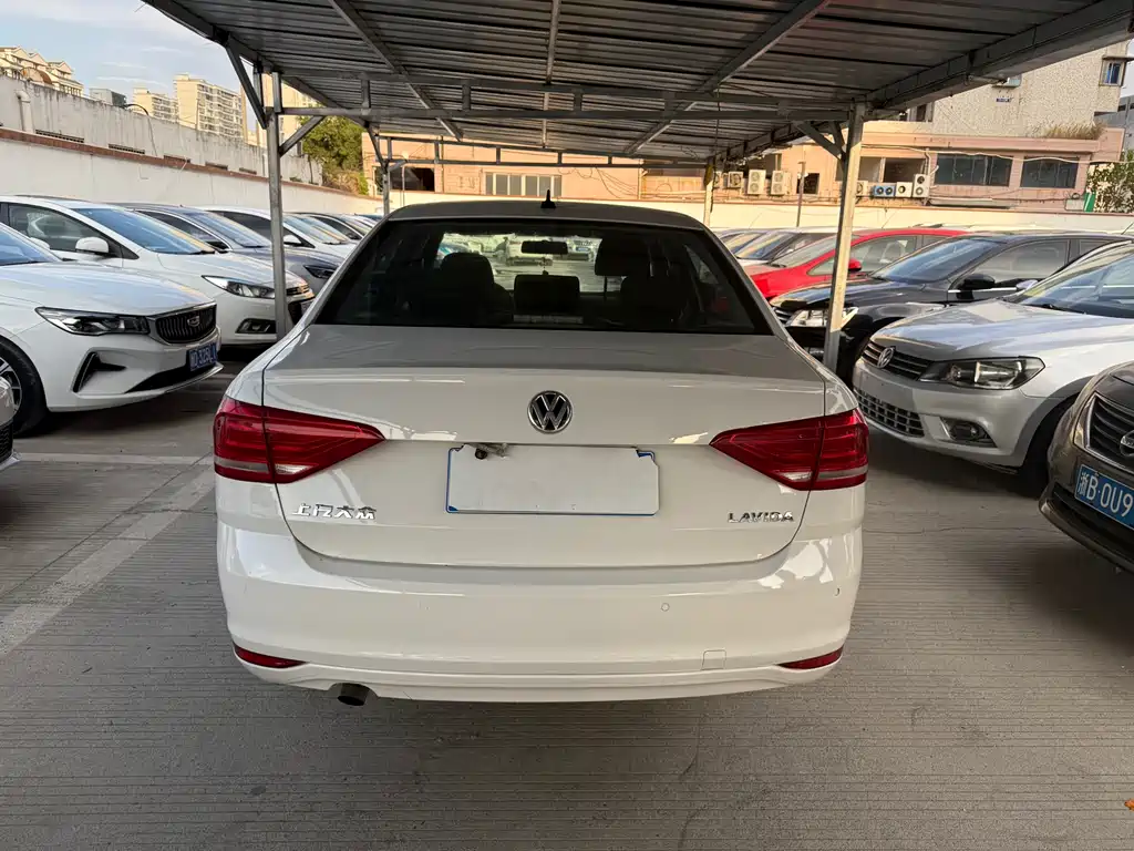 VOLKSWAGEN LAVIDA