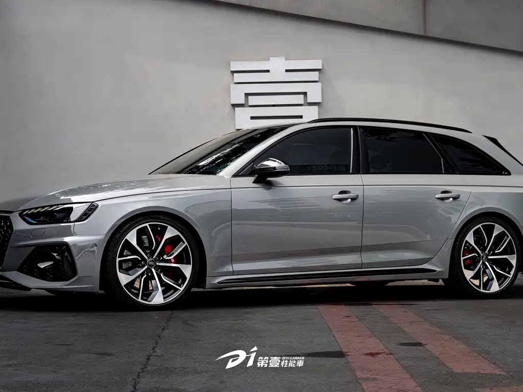 Audi RS 4 2021 RS4 Avant