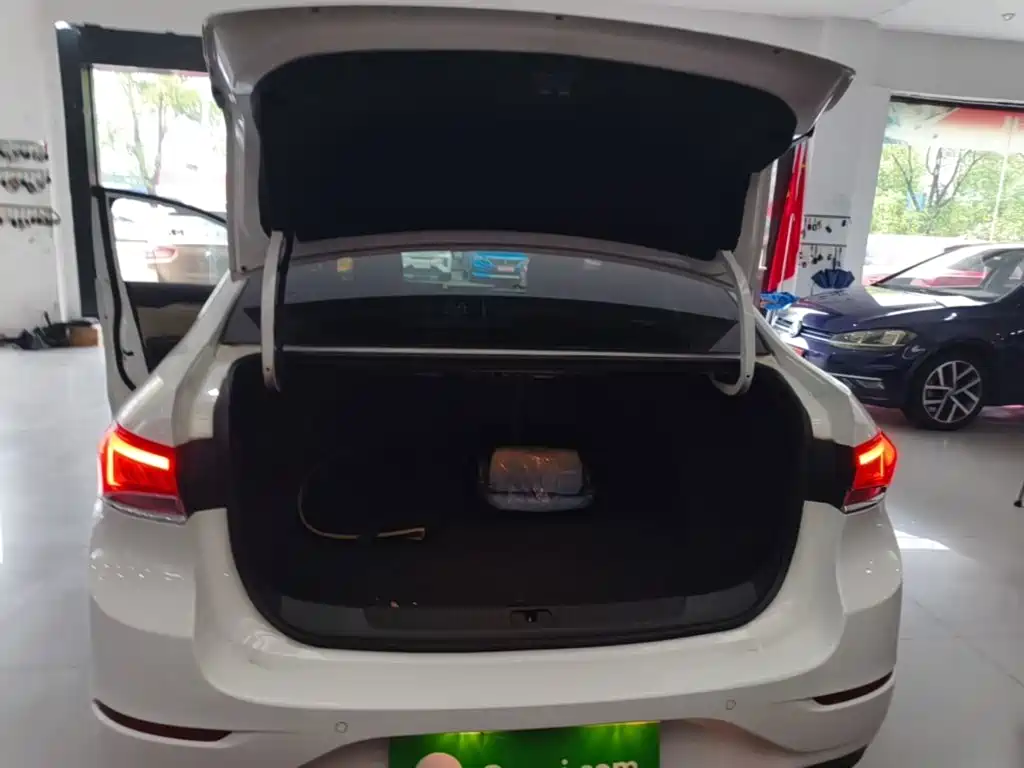 Buick Excelle — миниатюра 19