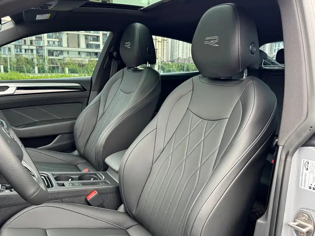Volkswagen CC — миниатюра 6