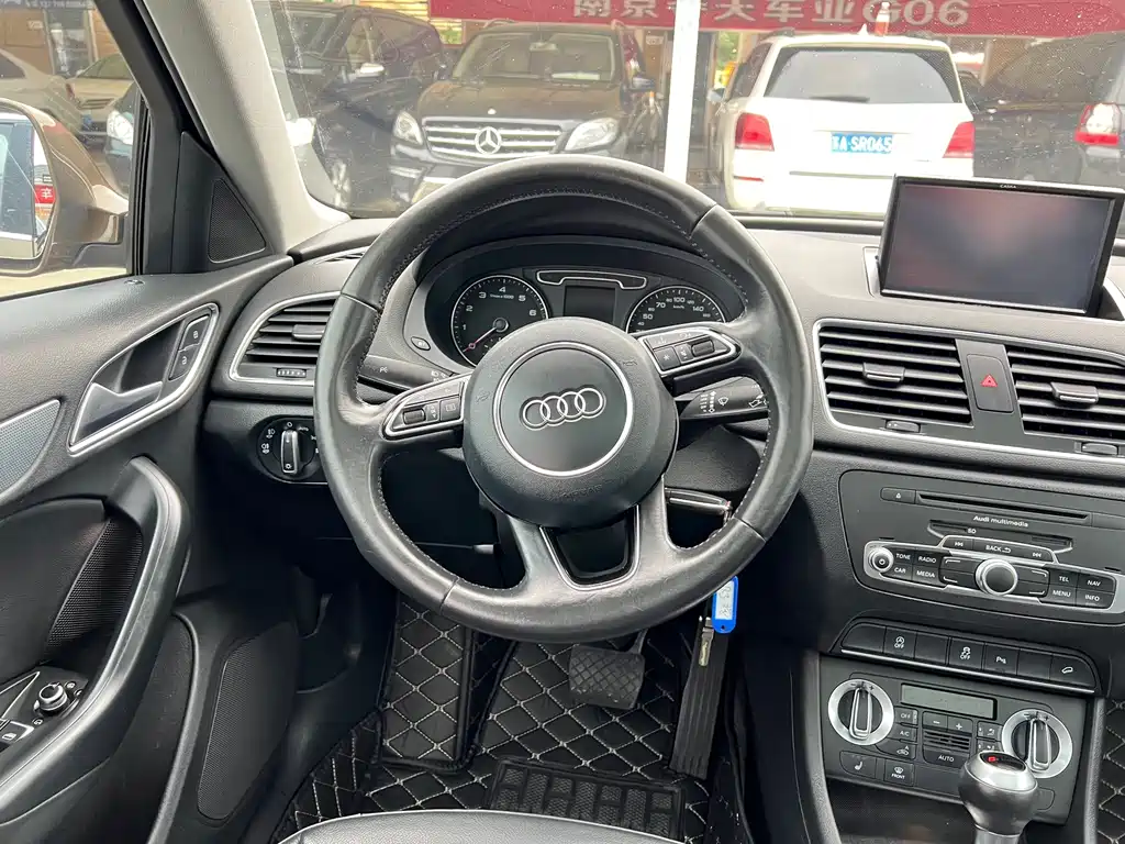 Audi Q3 — миниатюра 14