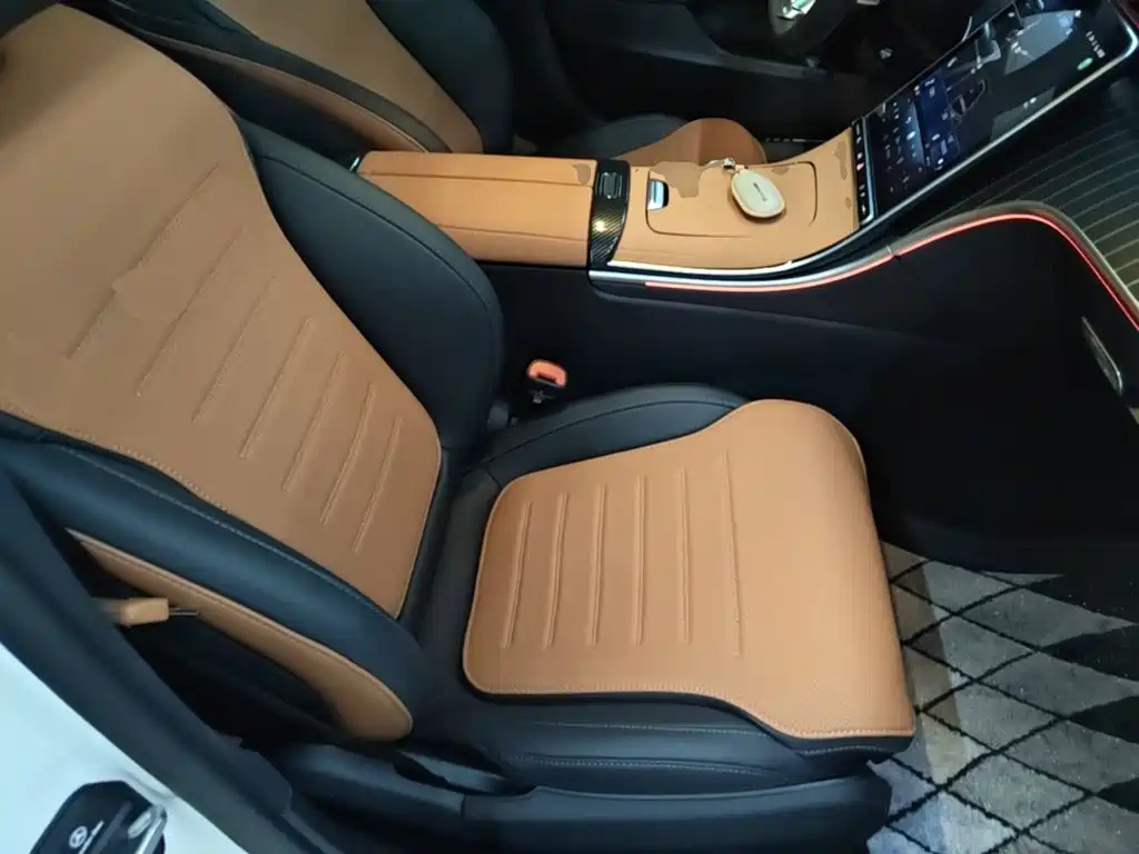 Mercedes-Benz C-Class — миниатюра 25