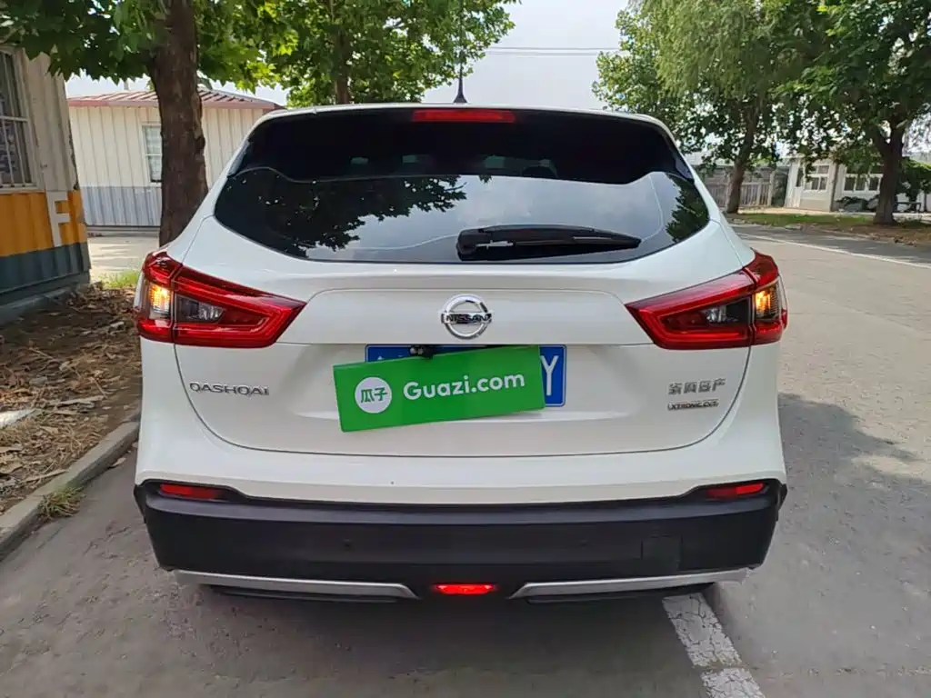 Nissan Qashqai 2019 2.0L CVT Smart