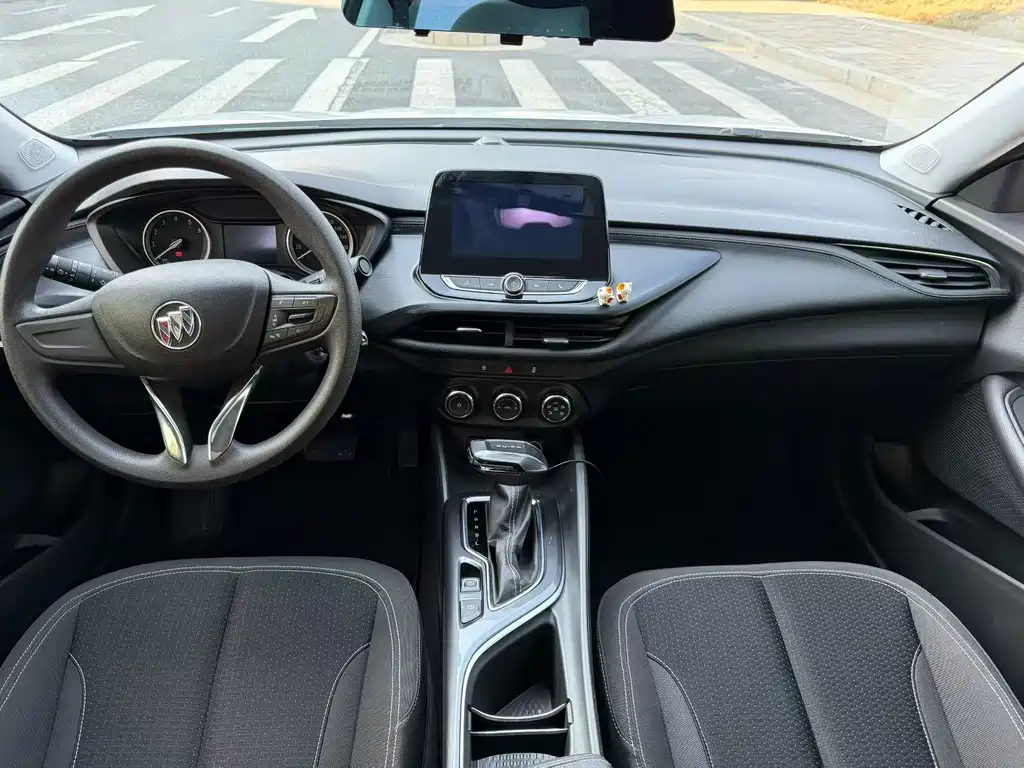 Buick Verano — миниатюра 5