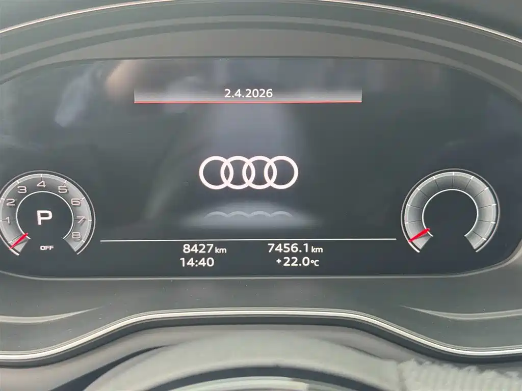 Audi A4L 2024 40 TFSI Luxury