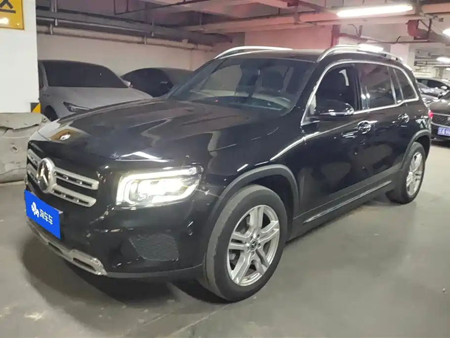 MERCEDES-BENZ GLB