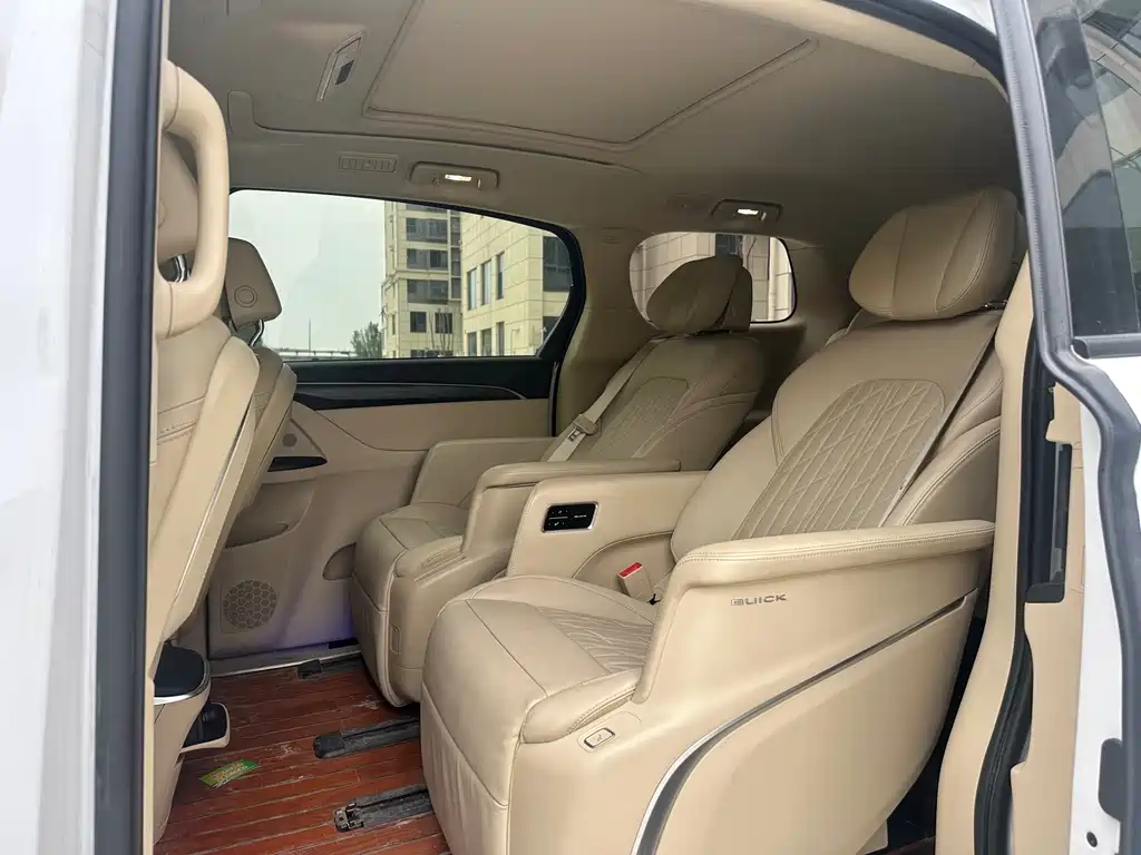 Buick GL8 2022 ES 653T Luxury