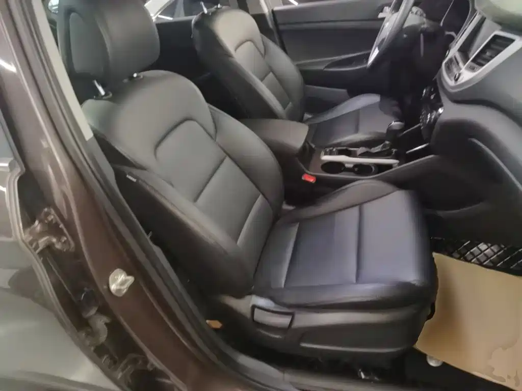 Hyundai Tucson — миниатюра 25