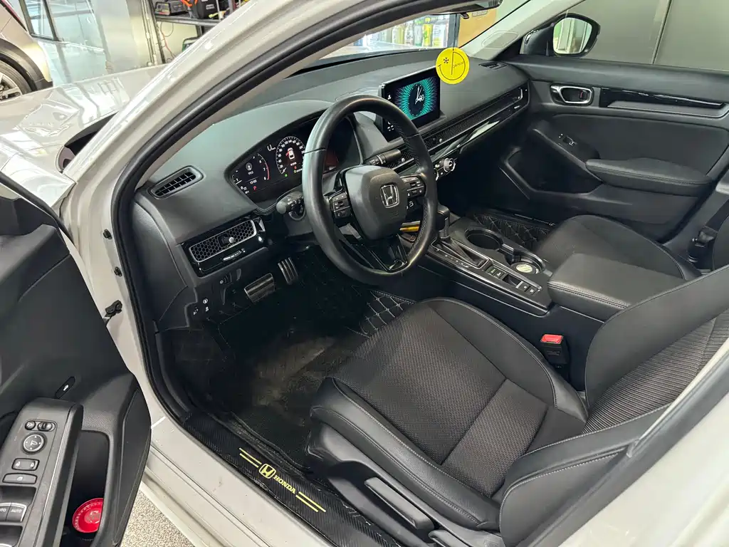 Honda Integra 2023 240TURBO CVT