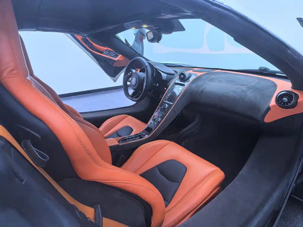 McLaren 12C 2013 3.8T SPIDER