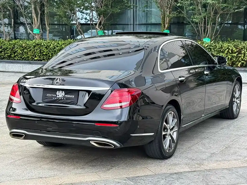 Mercedes-Benz E-Class E 2016 E 300 L Sport Fashion