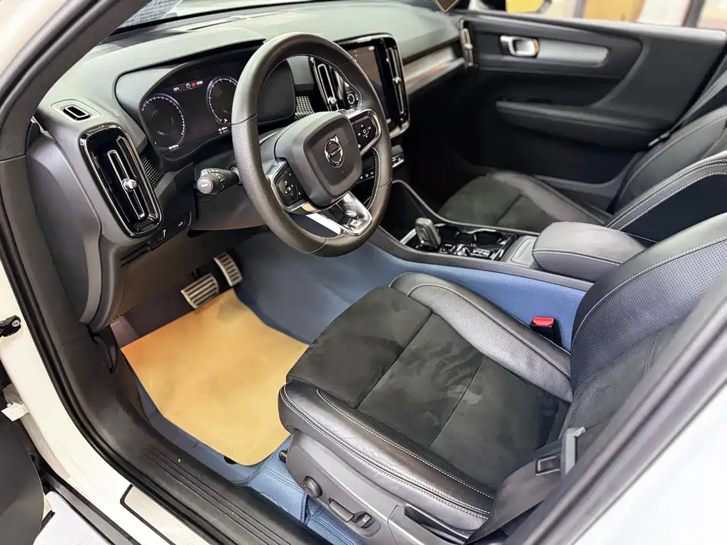 Volvo XC40 2020 T4 Sport