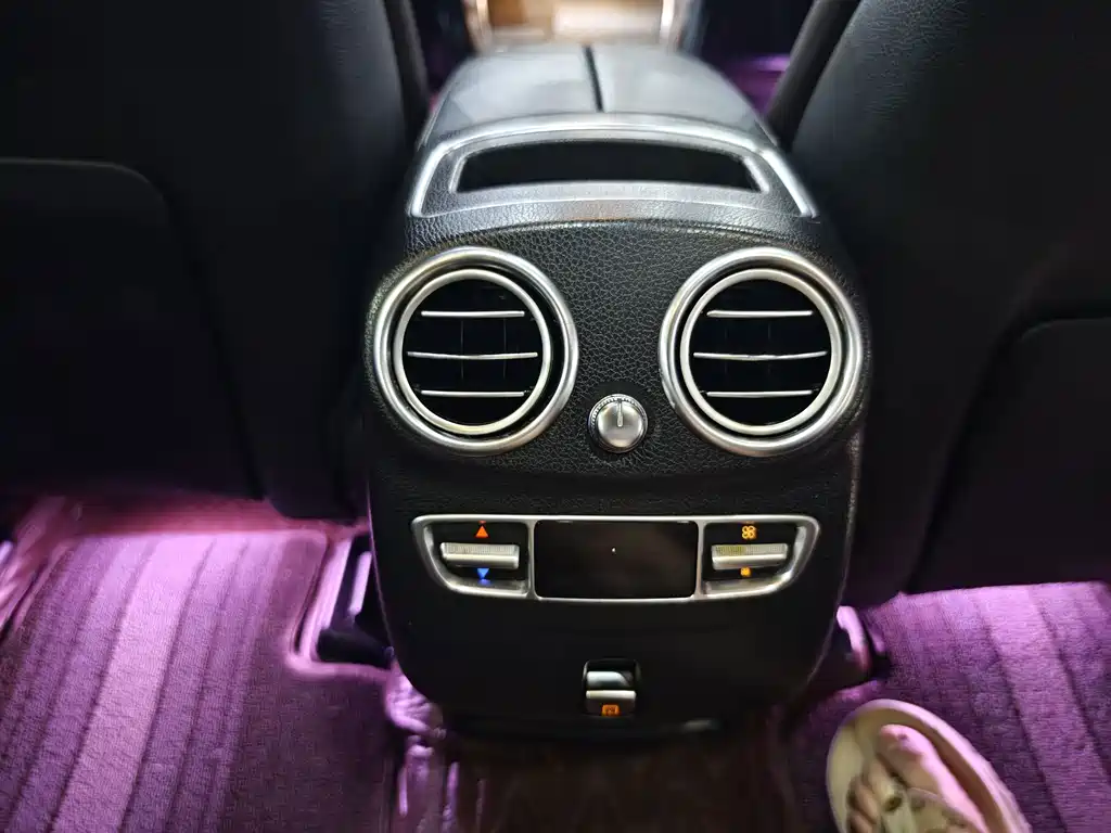 Mercedes-Benz GLC — миниатюра 9