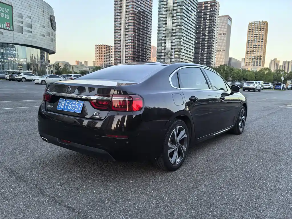 Citroen C6 — миниатюра 6