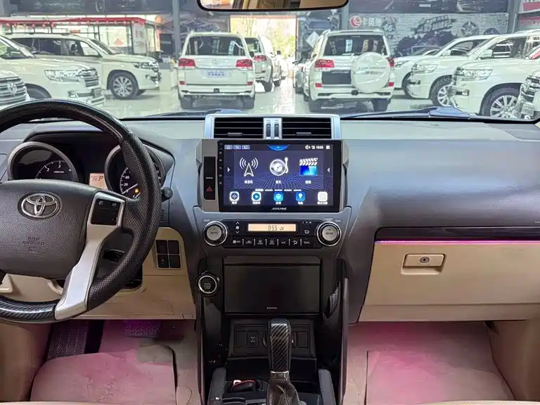 Toyota Land Cruiser Prado 2014 2.7L AT Standard
