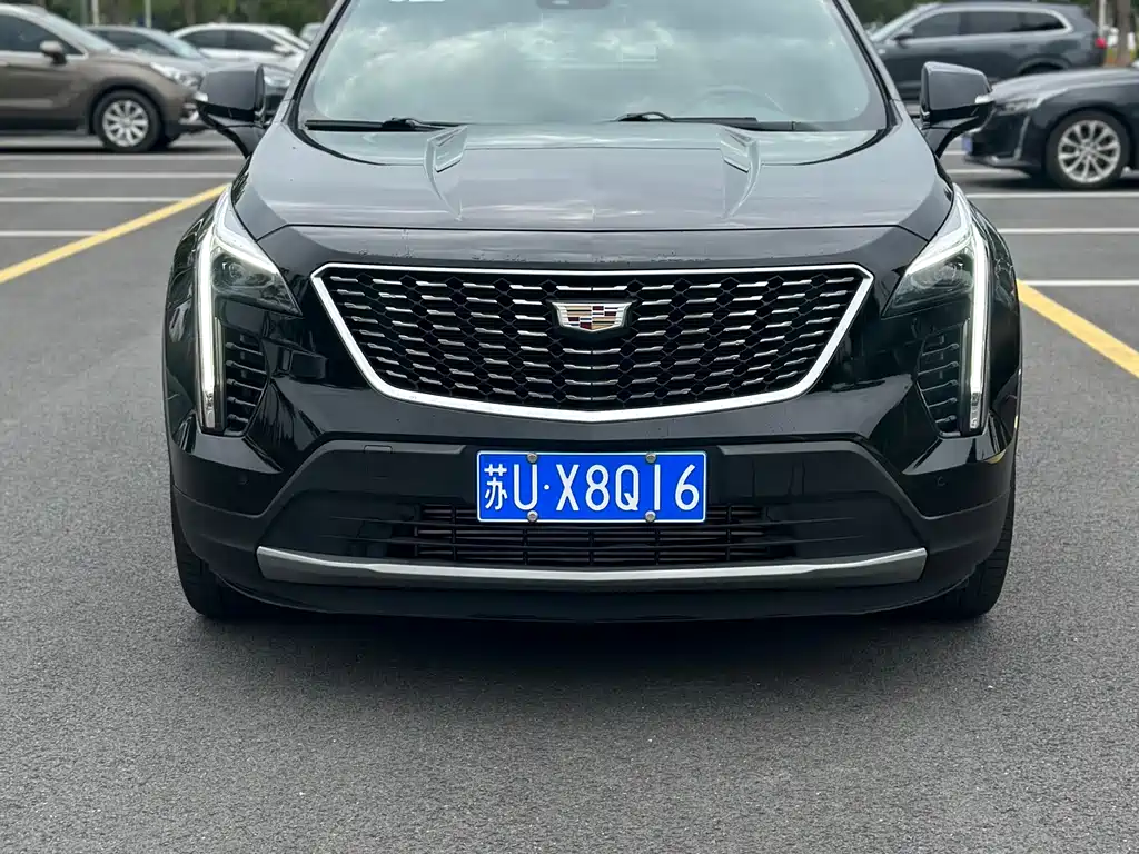 Cadillac XT4 2022 28T Luxury