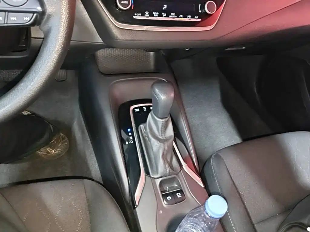 Toyota Corolla — миниатюра 14