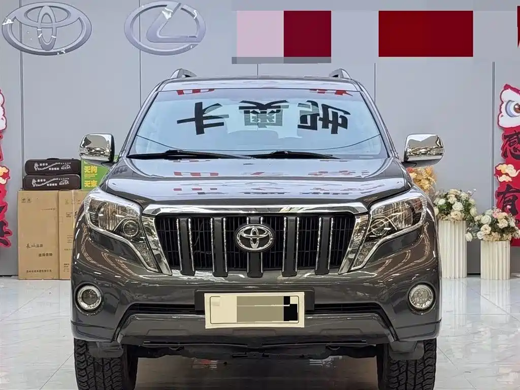 Toyota Land Cruiser Prado 2014 2.7L AT Standard