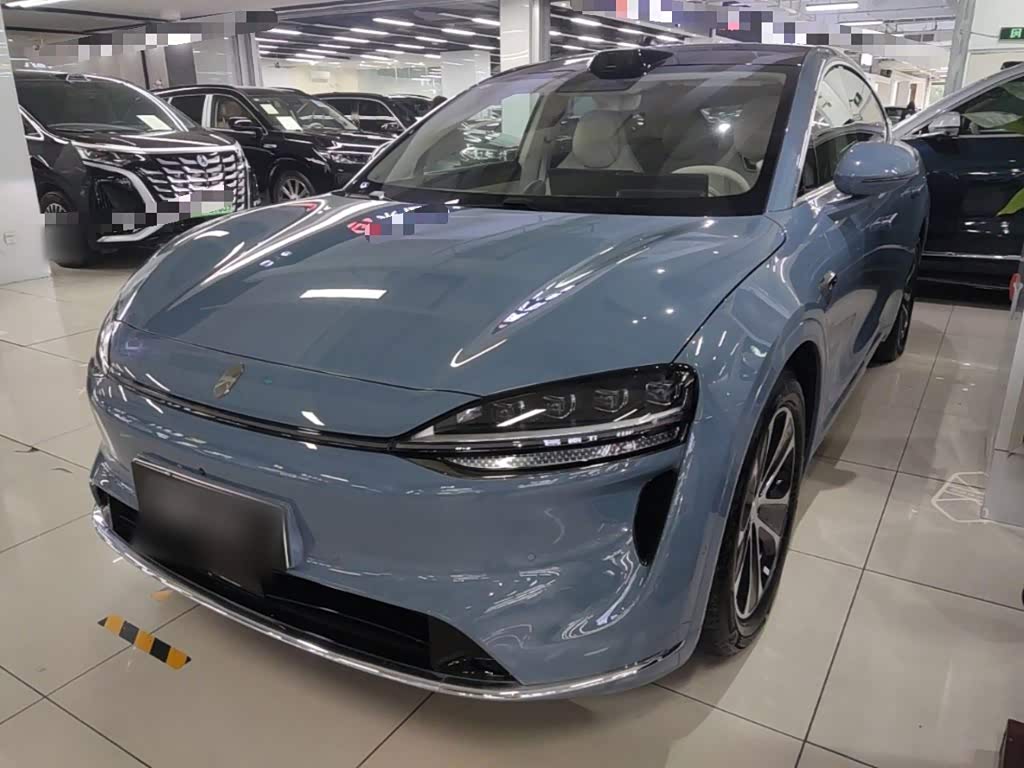 Luxeed R7