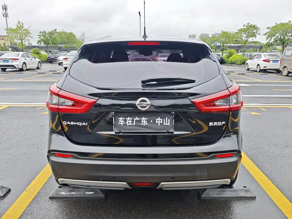 Nissan Qashqai — миниатюра 22