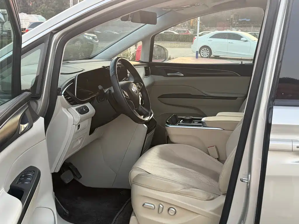 Buick GL8 2020 ES 653T Comfort