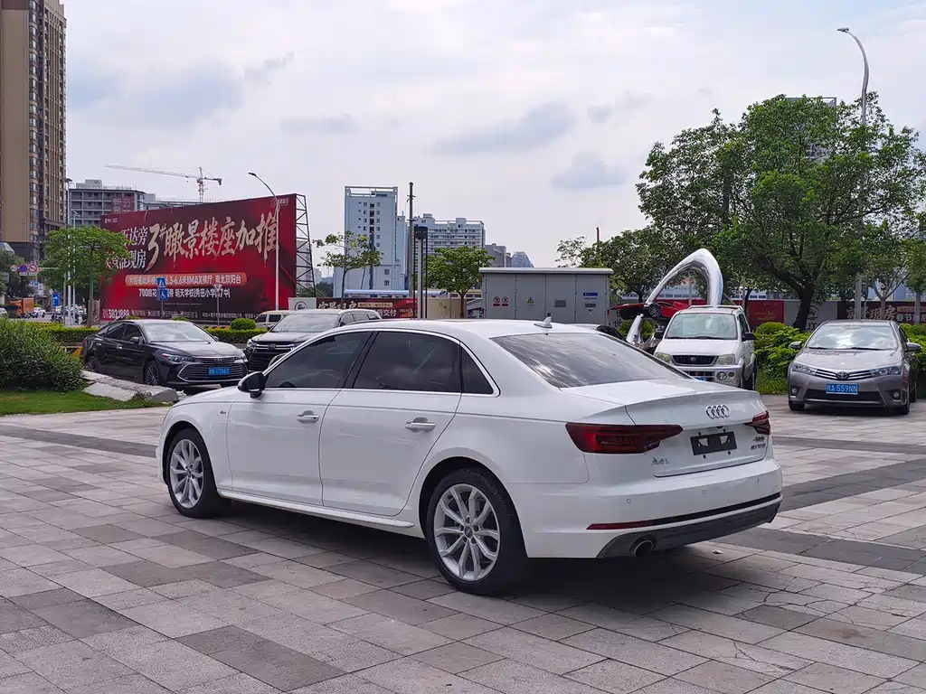 Audi A4L 2018 30 40 TFSI Fashion